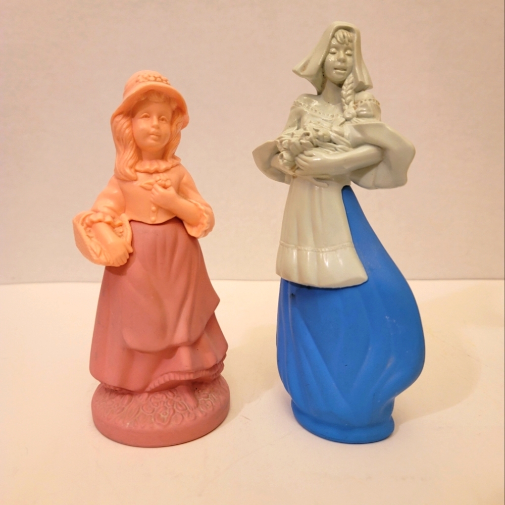 Vtg 1970's Avon perfume bottles.
